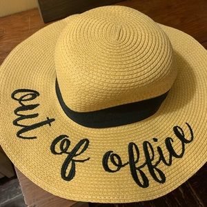 “Out of Office” floppy hat